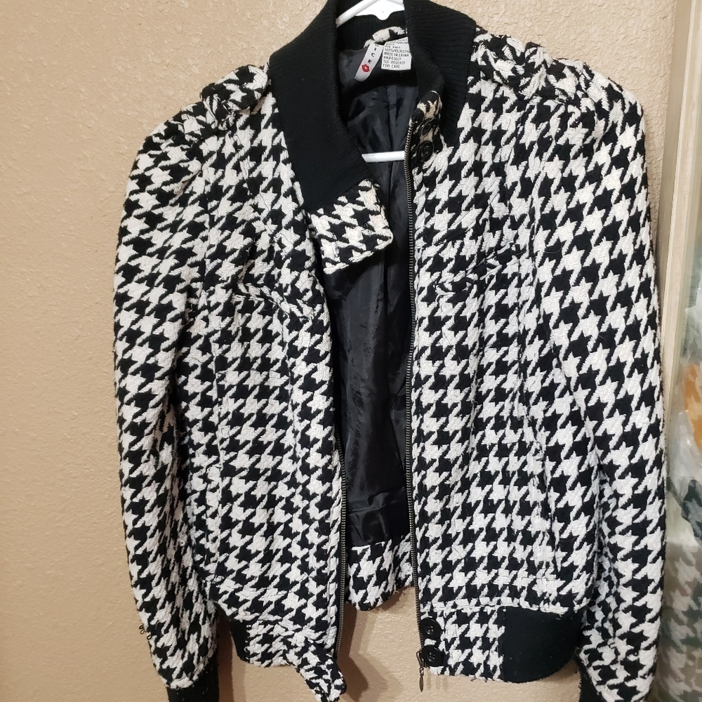 Houndstooth Pattern Jacket